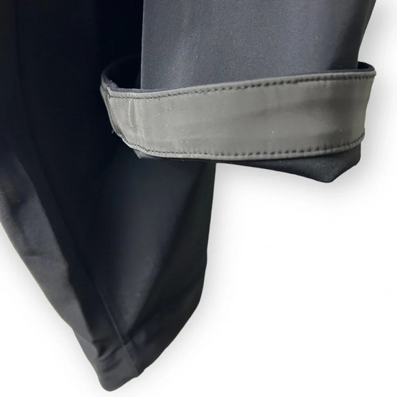 Lululemon Black Front Seam Bike Trousers with  Reflective Bottom Cuffs - Picture 10 of 10